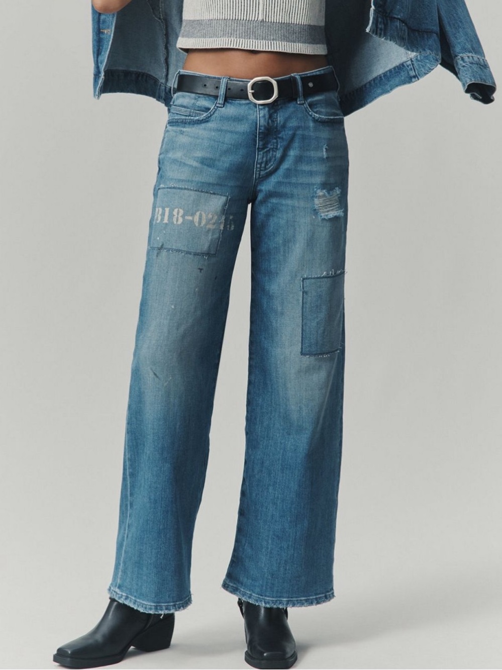 Pilcro Low Rise Wide Leg Jeans